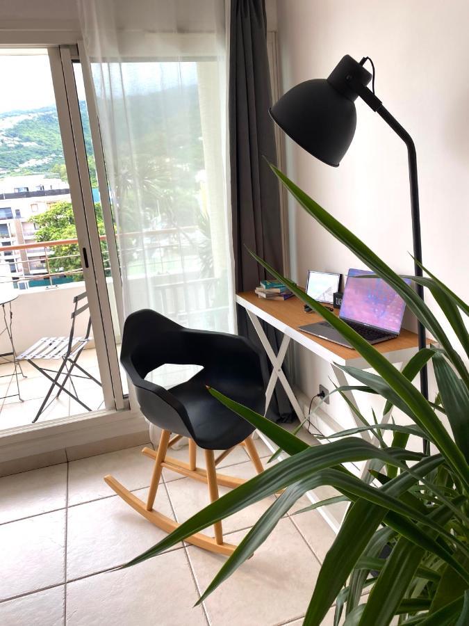 Appartement Lumineux Et Calme Saint-Denis Centre Экстерьер фото